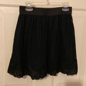 XXI (by Forever 21) Skirt Size M Black